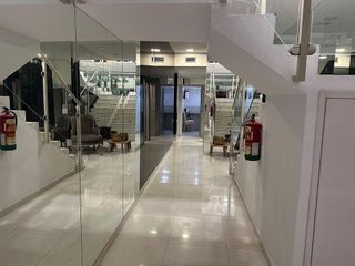 Local comercial en alquiler en Paseo Independencia en Zaragoza