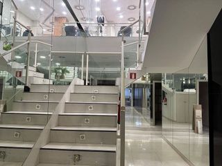 Local comercial en alquiler en Paseo Independencia en Zaragoza