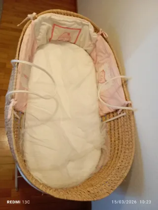 2Moisés de mimbre para bebé