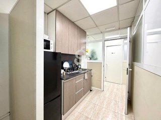 Oficina en venta en Almeda - El Corte Inglés en Cornellà de Llobregat
