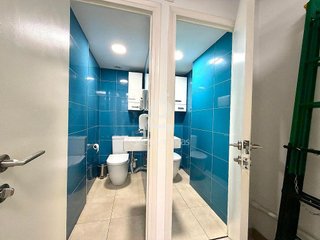 Oficina en venta en Almeda - El Corte Inglés en Cornellà de Llobregat