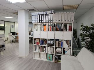 Oficina en alquiler en Ensanche - Diputación en Alicante
