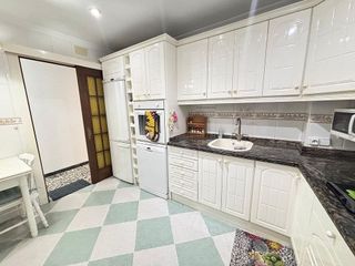 Piso en alquiler en Mercado en Alicante