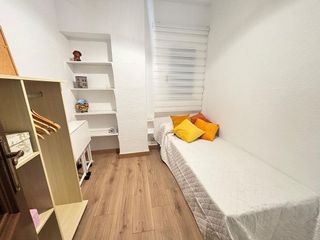 Piso en alquiler en Mercado en Alicante