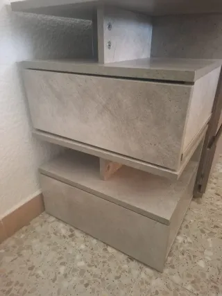 2 Mesitas de Noche Grises