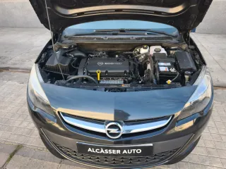 Opel Astra 2015