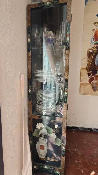 Mueble Aparador Oriental Madera y Cristal