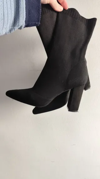 Botas de tacón negras