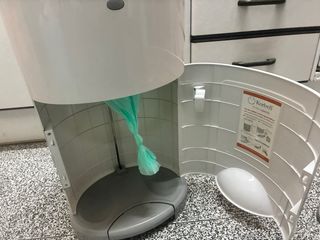 Papelera para pañales Korbell