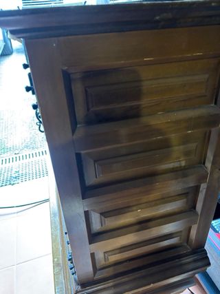 Aparador Castellano Rústico Madera y Metal