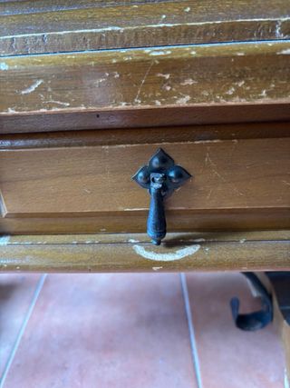 Aparador Castellano Rústico Madera y Metal