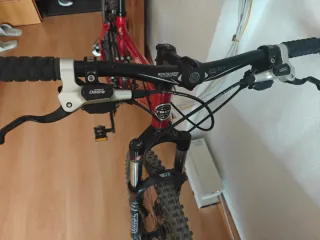 Bicicleta de montaña Trek(26x200)