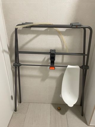 Patas y reductor bañera Stokke para bebé