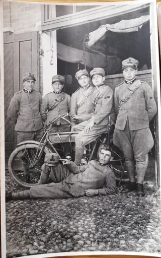 Cartoline antiche storiche militari