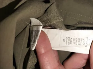 Falda Stradivarius verde militar