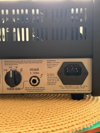 Cabeza Huges & Kettner TubeMeister 18