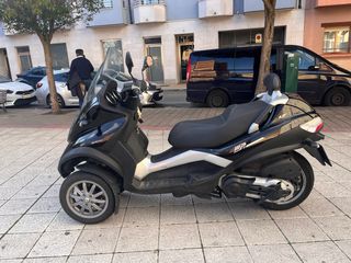 Piaggio MP3 400 - Permiso B