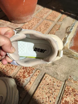 Deportivas beige y marrón talla 38