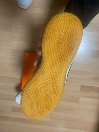 Nike Street Gato Blancas y Negras