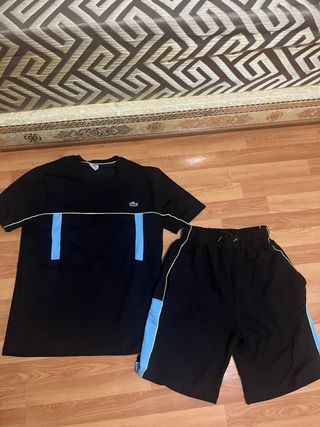 Conjunto corto Lacoste negro y azul