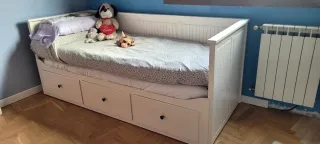 Cama Diván Ikea Blanca, con dos colchones