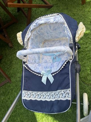 Carrito de muñecas convertible