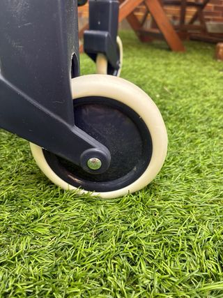 Carrito de muñecas convertible