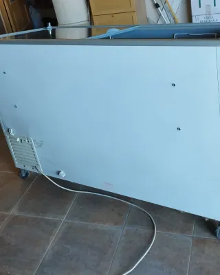 Arcón Congelador Horizontal con Ruedas