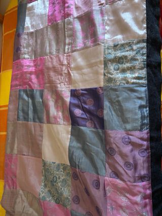 Colcha de seda y tejano Vanova