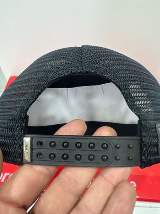 Gorra Amiri Trucker Logo Negro Blanco