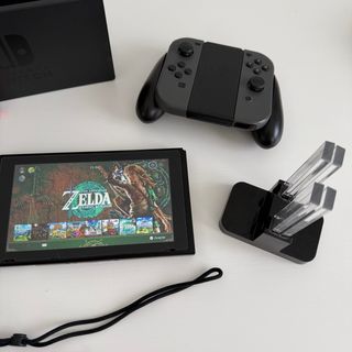 Nintendo Switch CFW + Mando + Base Carga