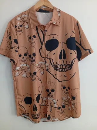 Camisa calaveras marrón unisex
