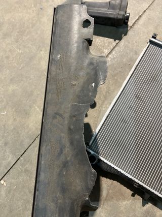 Radiador BMW E39 Gasolina