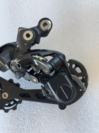 Cambio Shimano Di2 XT RD M8050 + FD M8070 Bici MTB