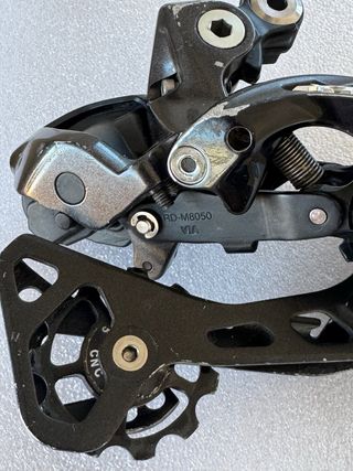 Cambio Shimano Di2 XT RD M8050 + FD M8070 Bici MTB