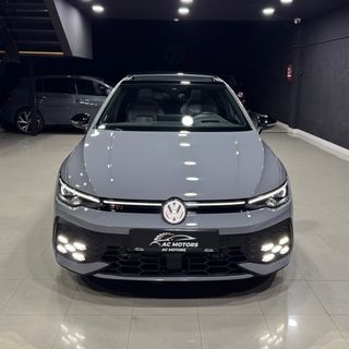 Volkswagen Golf 8.5 GTI 2.0 TSI 265cv DSG
