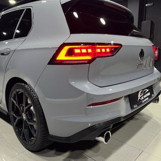 Volkswagen Golf 8.5 GTI 2.0 TSI 265cv DSG