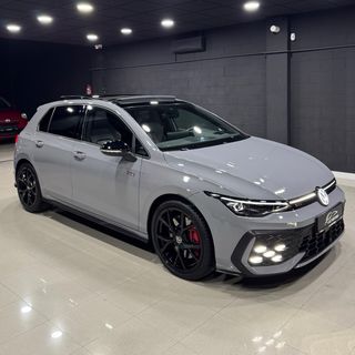 Volkswagen Golf 8.5 GTI 2.0 TSI 265cv DSG