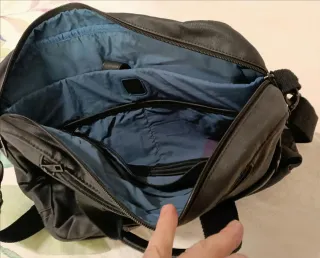 Maletín portátil SLANG Negro