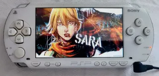 PSP 1004 Blanca + Juego + Funda