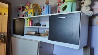 Mueble de comedor madera blanco y negro