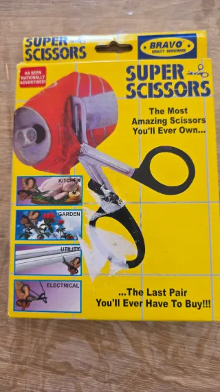 Tijeras Super Scissors Bravo