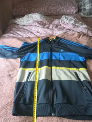 Chaqueta deportiva Adidas rayas azules