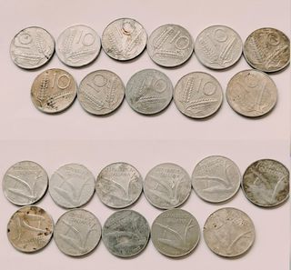 28 mone di cui 2 lire Ape, L.10 spiga,ecc.+omaggio