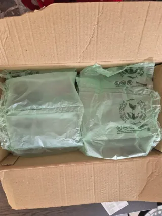 Lotto creazione gioielli: perline, nastri, conchig