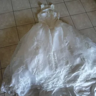 Abito da sposa con perle usato una volta