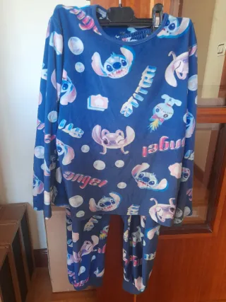 Pijama niña azul con estampado de Stitch