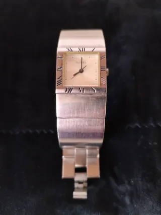 Reloj Guess de mujer.