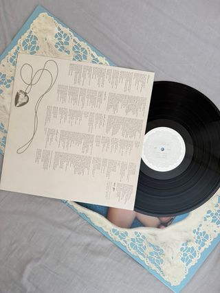 Vinilo Locket Madison Beer