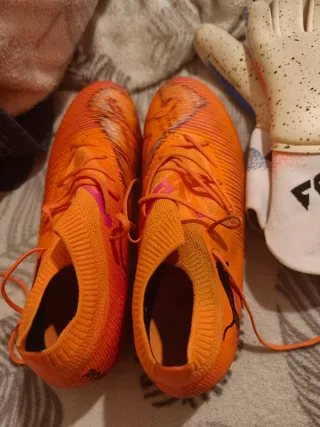 Botas de fútbol PUMA FUTURE Naranja